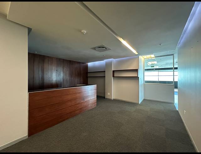 492M² OFFICE TO LET IN SANDTON CENTRAL